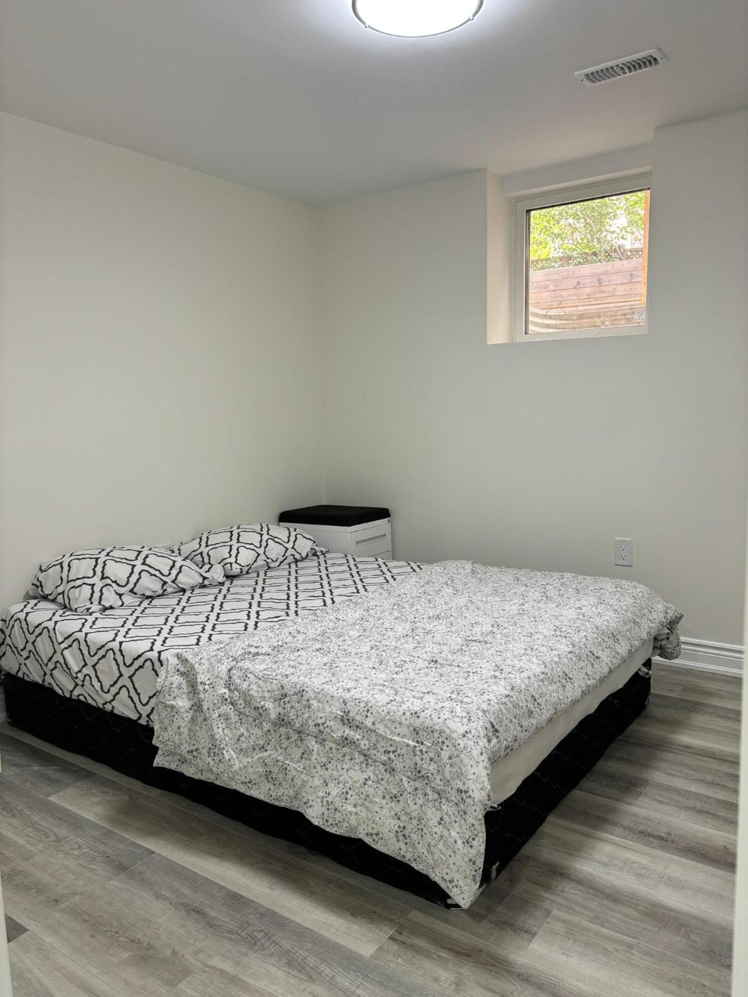 Bright Queen Room Close To Sheridan College And Airport Brampton Ngoại thất bức ảnh